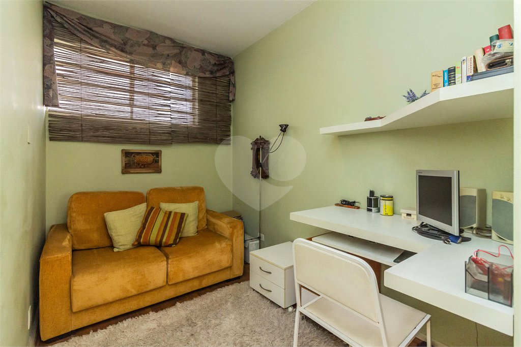 Apartamento à venda com 3 quartos, sendo 1 suíte, em Itaim Bibi, São Paulo, SP
