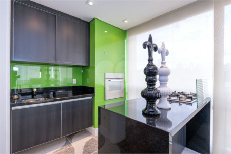 Apartamento à venda com 3 suítes em Vila Nova Conceição, São Paulo, SP