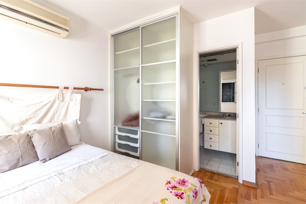 Apartamento à venda ou para alugar com 1 suíte em Pinheiros, São Paulo, SP
