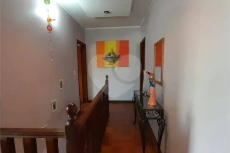 Casa à venda com 3 quartos, sendo 1 suíte, em Jardim Pinheiros, São Paulo, SP