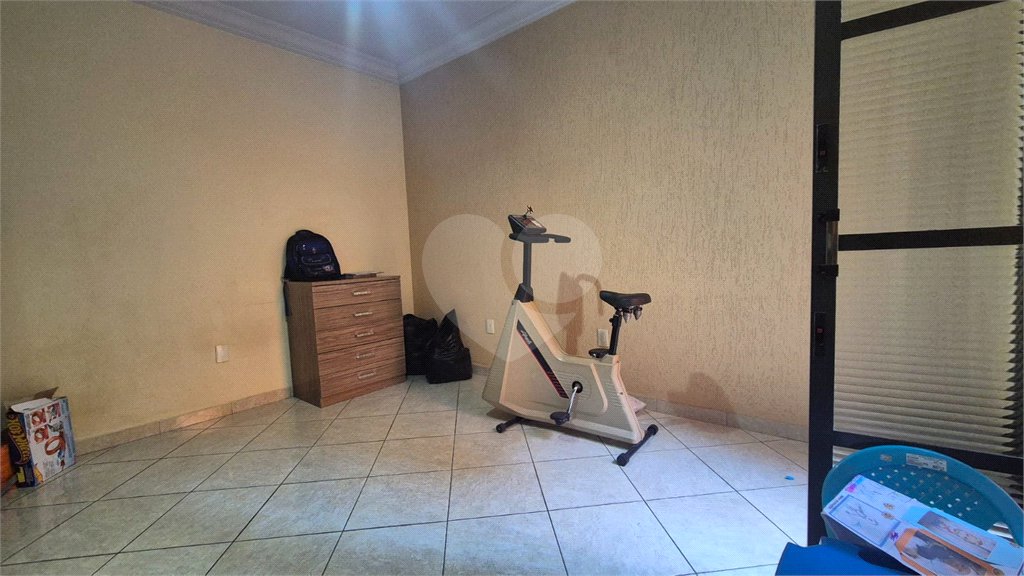 Casa à venda com 3 quartos, sendo 1 suíte, em Vila Angélica, Sorocaba, SP