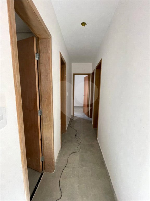 Casa à venda com 2 quartos, sendo 1 suíte, no condomínio Residencial Calegari, São Paulo - SP