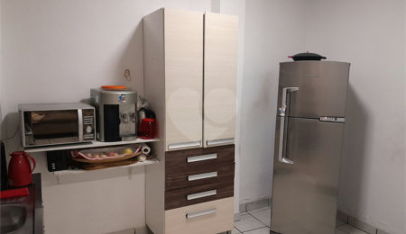 Sobrado à venda ou para alugar com 4 quartos, sendo 1 suíte,  em Santo Amaro, São Paulo, SP