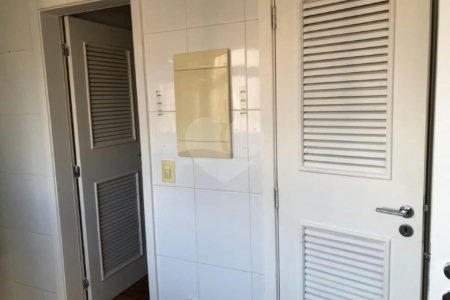 Apartamento à venda com 3 suítes em Vila Suzana, São Paulo, SP
