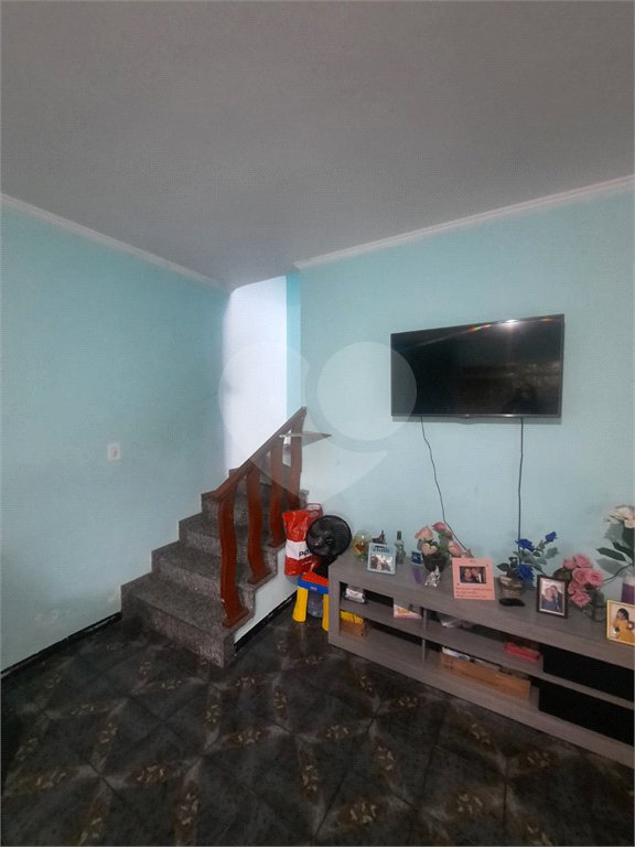 Casa à venda com 3 quartos, sendo 1 suíte, em Parque Santo Antônio, Guarulhos, SP