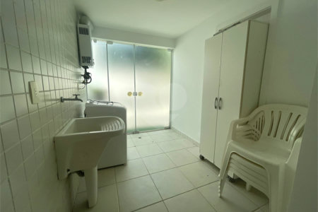 Casa em condomínio à venda com 5 quartos, sendo 2 suítes,  em Bosque de Geribá, Armação dos Búzios, RJ