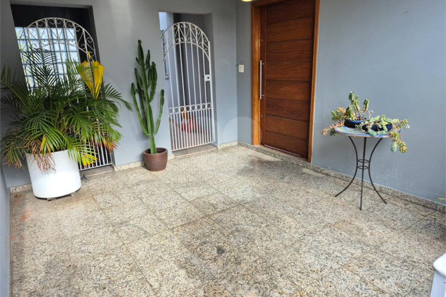Sobrado à venda com 4 quartos, sendo 1 suíte, em Vila Guilherme, São Paulo, SP