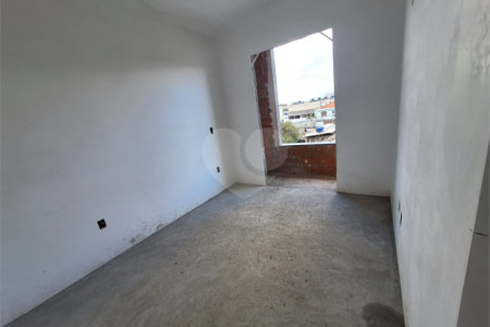 Casa à venda com 2 quartos no condomínio Ângelo Calandrino, São Paulo - SP