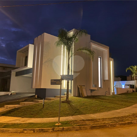 Casa à venda ou para alugar com 3 suítes no condomínio Residencial Central Parque, Salto - SP