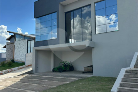 Casa à venda com 4 suítes no condomínio Quintas da Terracota, Indaiatuba - SP