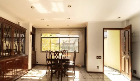 Casa à venda com 3 quartos, sendo 1 suíte,  em Vila Prudente, São Paulo, SP