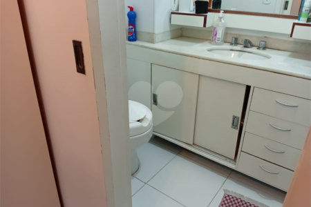 Apartamento à venda com 3 quartos, sendo 1 suíte, em Tijuca, Rio de Janeiro, RJ