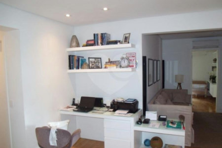 Apartamento à venda com 4 suítes em Jardim Vitória Régia, São Paulo, SP