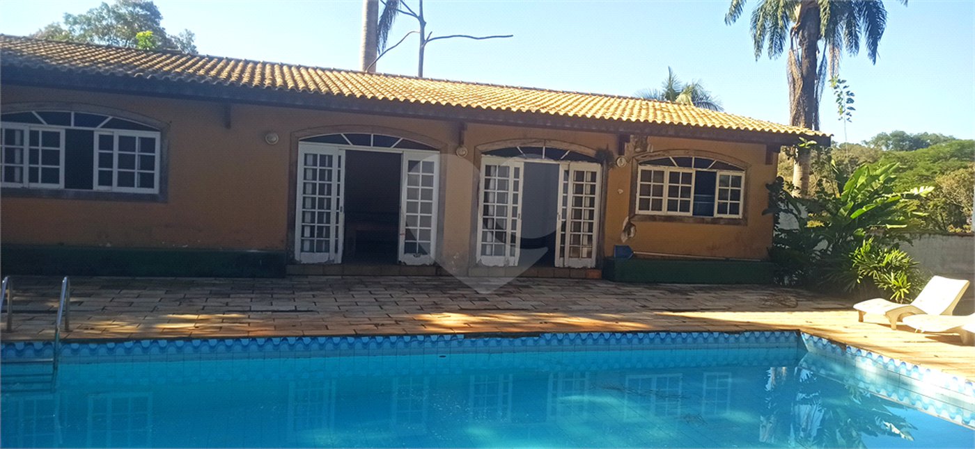 Chácara à venda com 5 quartos, sendo 3 suítes, em Parque Residencial Atibaia, Atibaia, SP