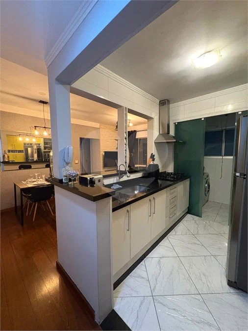 Apartamento reformado e mobiliado no Residência América - Venda - Parque Maria Domitila