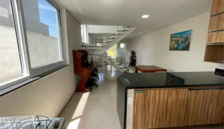 Casa à venda ou para alugar com 3 suítes em Morada da Praia, Bertioga, SP