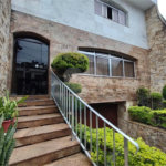 Casa à venda com 3 quartos, sendo 1 suíte, no condomínio Vila Paiva, São Paulo - SP