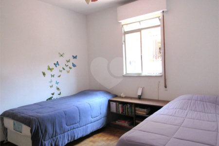 Casa à venda com 3 quartos em Moema, São Paulo, SP