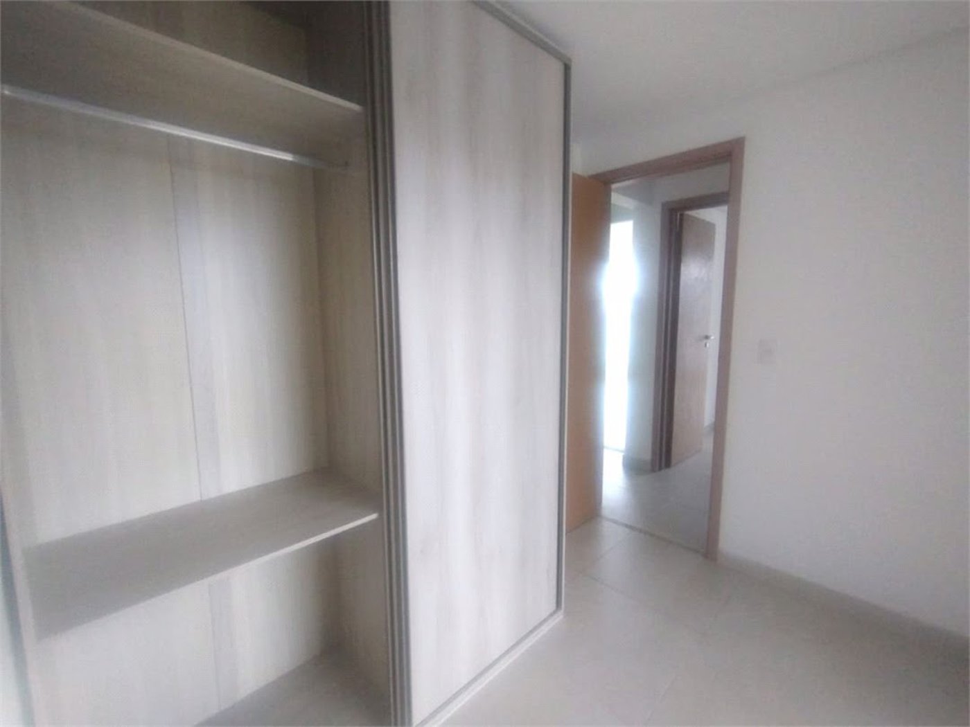 Apartamento Residencial à venda, Jardim Virginia, Guarujá - AP0274.
