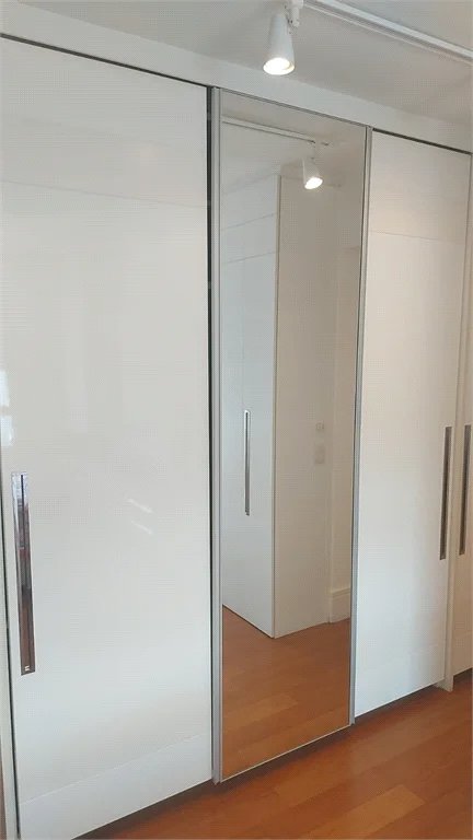 Apartamento à venda com 3 suítes em Vila Andrade, São Paulo, SP