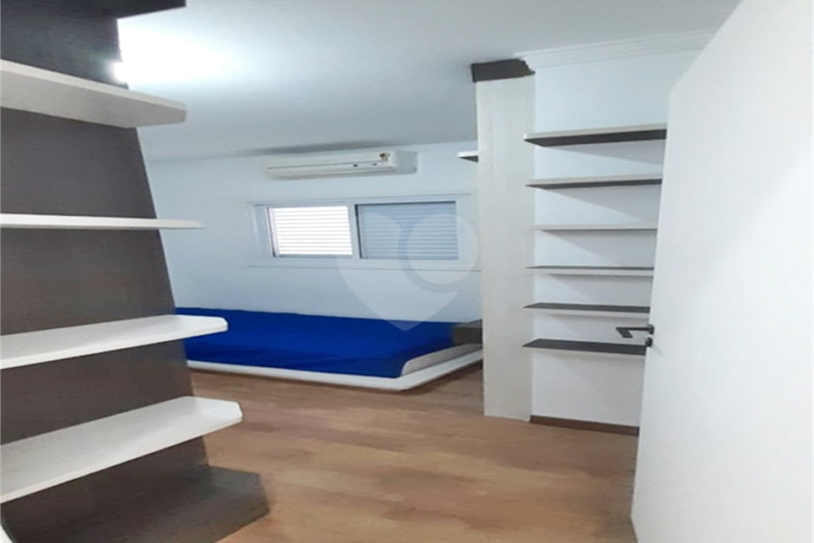 Sobrado à venda com 4 quartos, sendo 3 suítes, em Vila Maria Alta, São Paulo, SP