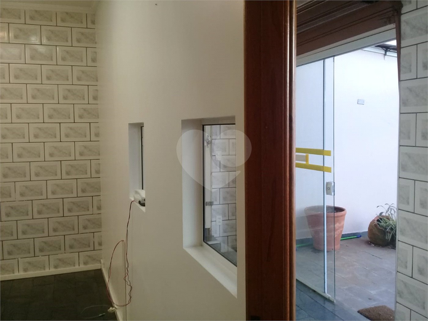 Sobrado à venda com 4 quartos, sendo 2 suítes,  em Jardim Regina, Indaiatuba, SP