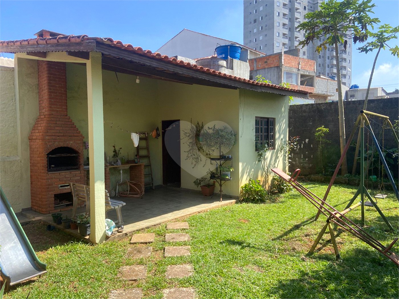 Casa Térrea à venda com 1 quarto em Jardim Débora, Poá, SP