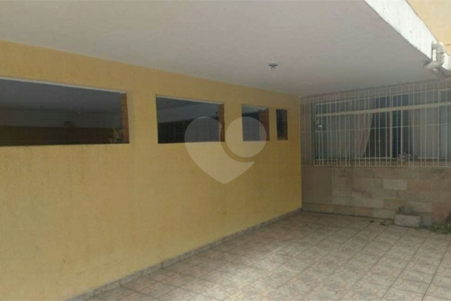 Sobrado à venda com 3 quartos, sendo 1 suíte, em Parque Edu Chaves, São Paulo, SP