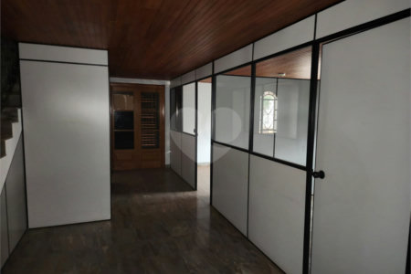 Sobrado à venda ou para alugar com 4 quartos, sendo 2 suítes, no Centro, Araraquara, SP