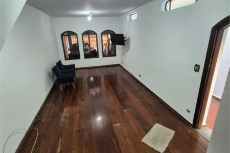 Sobrado à venda com 3 quartos, sendo 1 suíte, em Vila São Francisco, São Paulo, SP