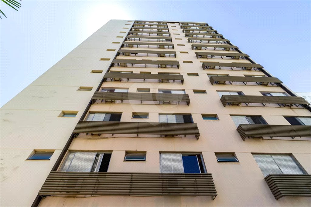 Apartamento à venda com 4 quartos, sendo 2 suítes, em Real Parque, São Paulo, SP