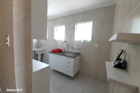 Apartamento à venda com 2 quartos em Vila Romano, São Paulo, SP