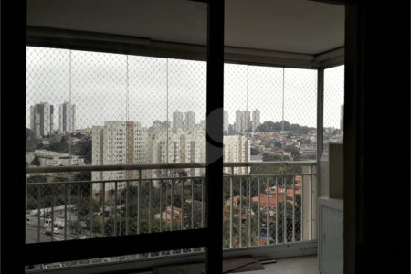 Apartamento à venda com 3 quartos, sendo 1 suíte, em Jardim Umarizal, São Paulo, SP