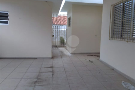 Casa Térrea à venda com 4 quartos, sendo 1 suíte, em Vila Rosália, Guarulhos, SP