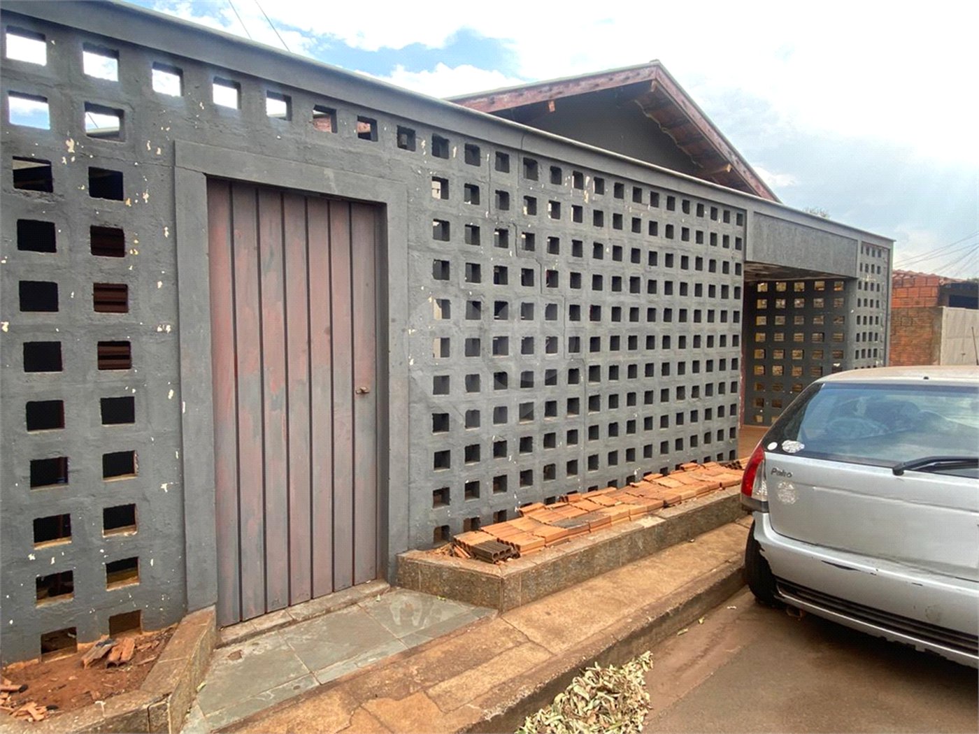 Casa à venda com 2 quartos em Vila Piloto, Três Lagoas, MS