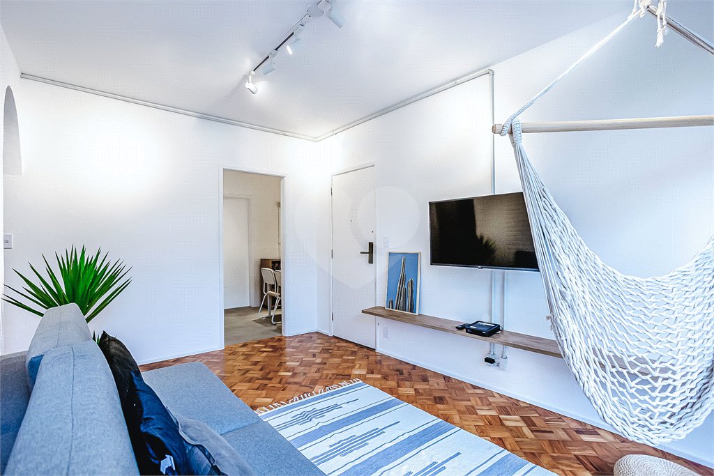 Apartamento à venda com 3 quartos em Vila Cordeiro, São Paulo, SP