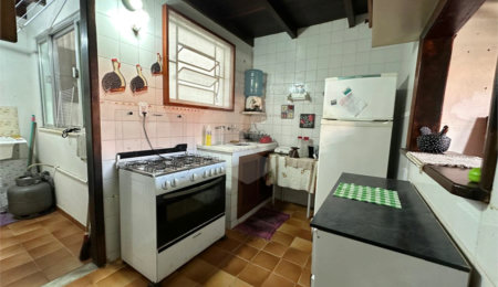 Casa em condomínio à venda com 2 quartos, sendo 1 suíte,  em Ogiva, Cabo Frio, RJ