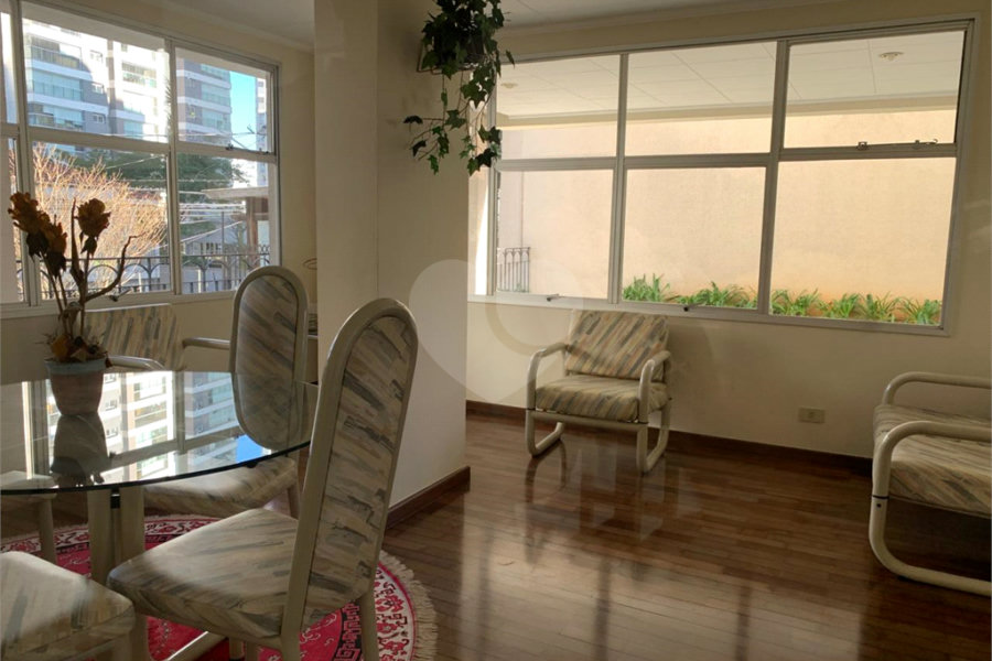 Apartamento à venda com 3 quartos, sendo 1 suíte,  em Jabaquara, São Paulo, SP