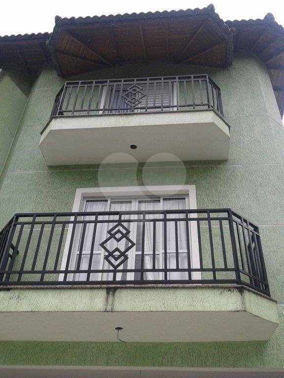 Sobrado à venda com 5 quartos, sendo 4 suítes, em Horto, São Paulo, SP