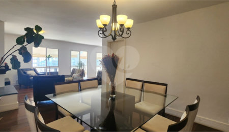 Apartamento à venda ou para alugar com 4 quartos, sendo 1 suíte,  em Vila Nova Conceição, São Paulo, SP