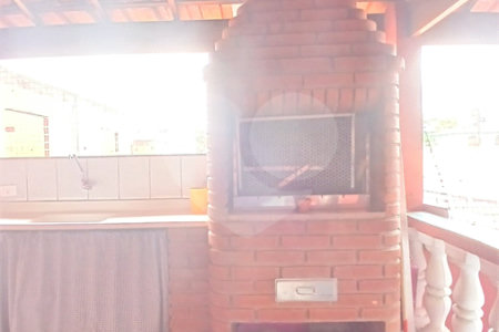 Casa à venda com 3 quartos, sendo 1 suíte, em Vila Rica, São Paulo, SP