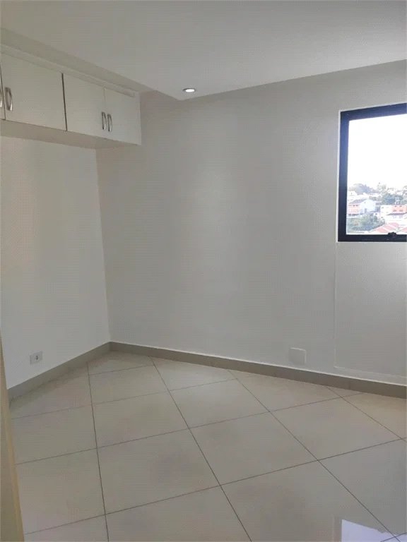 Apartamento à venda com 2 quartos em Jardim Taboão, São Paulo, SP