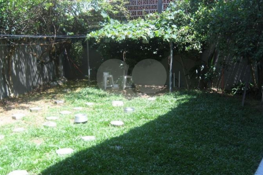 Sobrado à venda com 4 suítes em Tremembé, São Paulo, SP