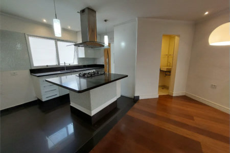 Apartamento à venda com 2 suítes em Vila Gertrudes, São Paulo, SP