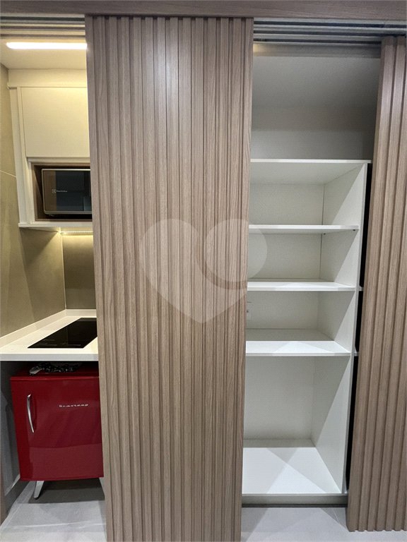 Apartamento à venda ou para alugar com 1 quarto em Pinheiros, São Paulo, SP