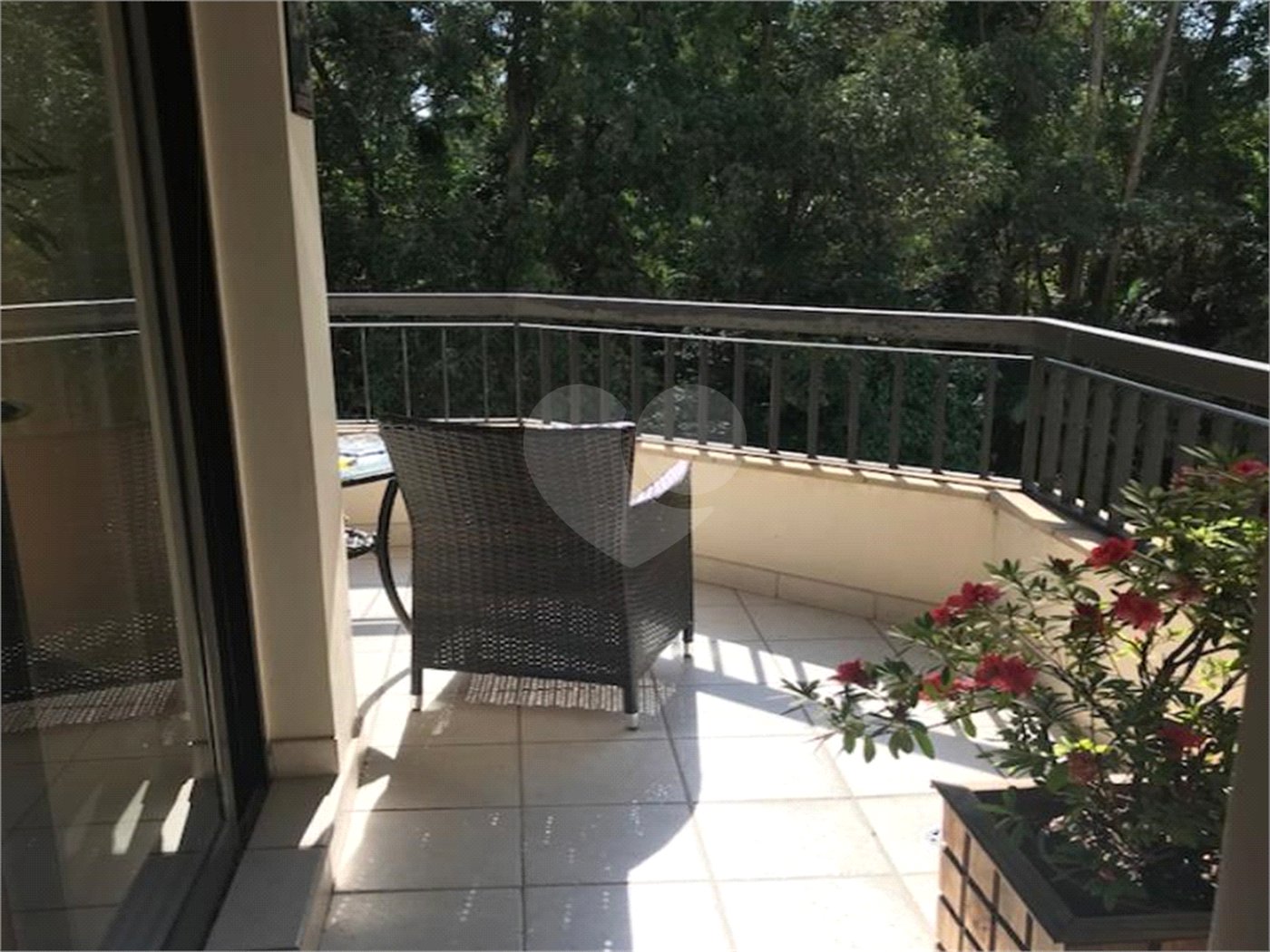 Apartamento à venda com 3 quartos, sendo 1 suíte,  em Jardim Ampliação, São Paulo, SP