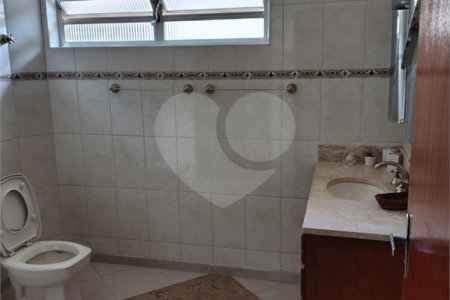Sobrado à venda com 4 quartos, sendo 2 suítes, em Sumarezinho, São Paulo, SP