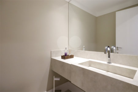 Apartamento à venda com 3 quartos, sendo 1 suíte,  em Vila Anastácio, São Paulo, SP