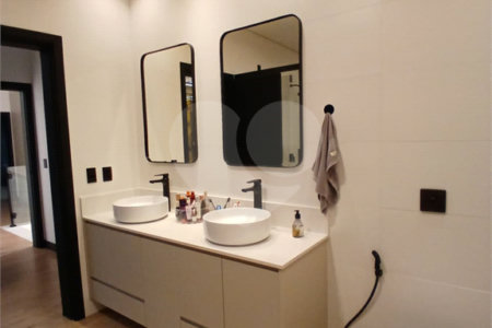 Casa à venda com 3 suítes em Pinheirinho, Vinhedo, SP
