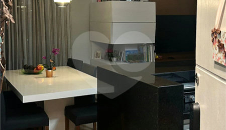 Apartamento à venda com 3 quartos, sendo 1 suíte,  em Jardim Luanda, São Paulo, SP